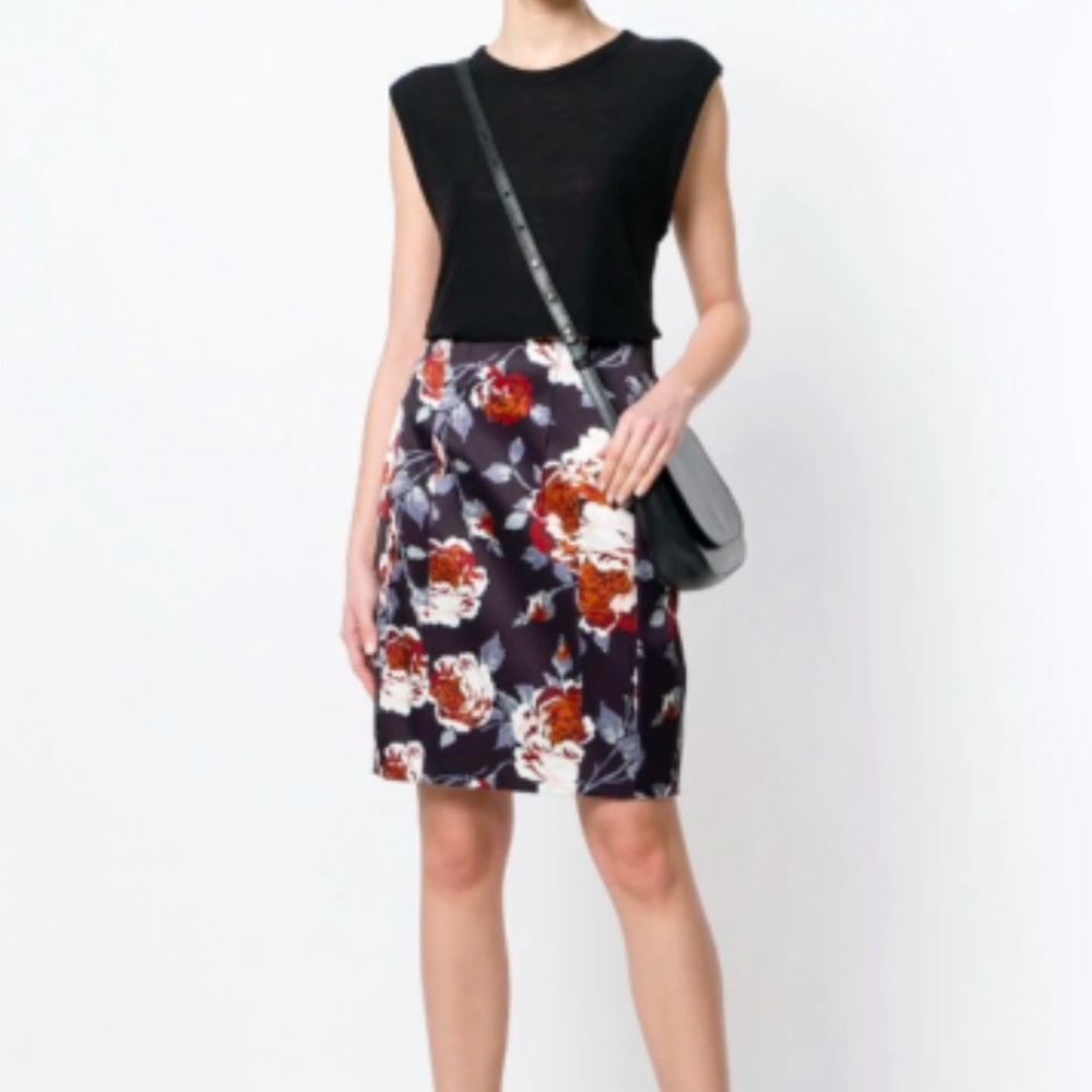Theory Hourglass Floral-Print high waist Straight Satin Skirt, size 4